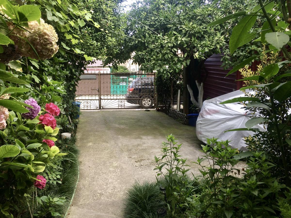 Частный Дом У Моря Gagra Exterior foto